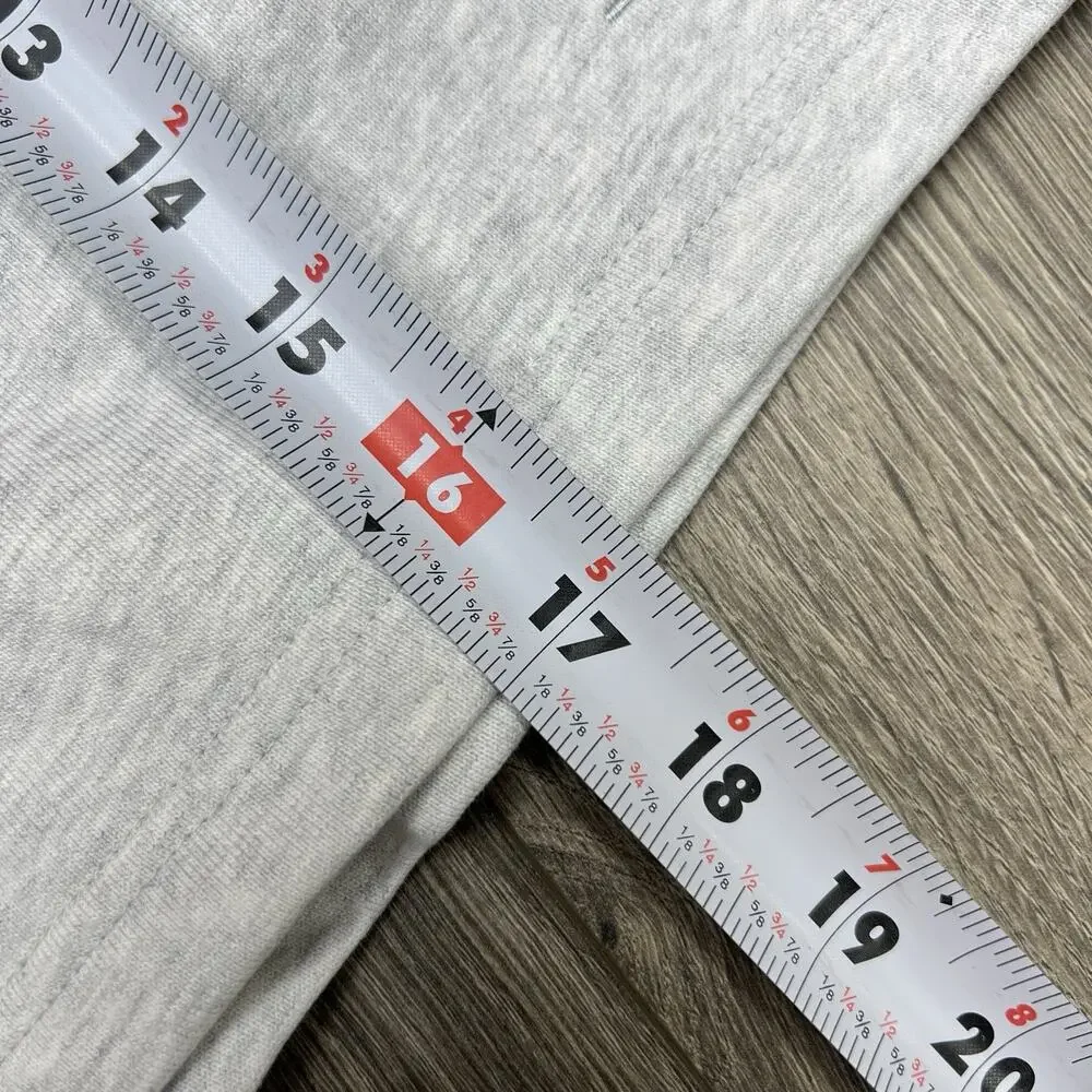 New Balance Shorts Size 2XL Grey 5
